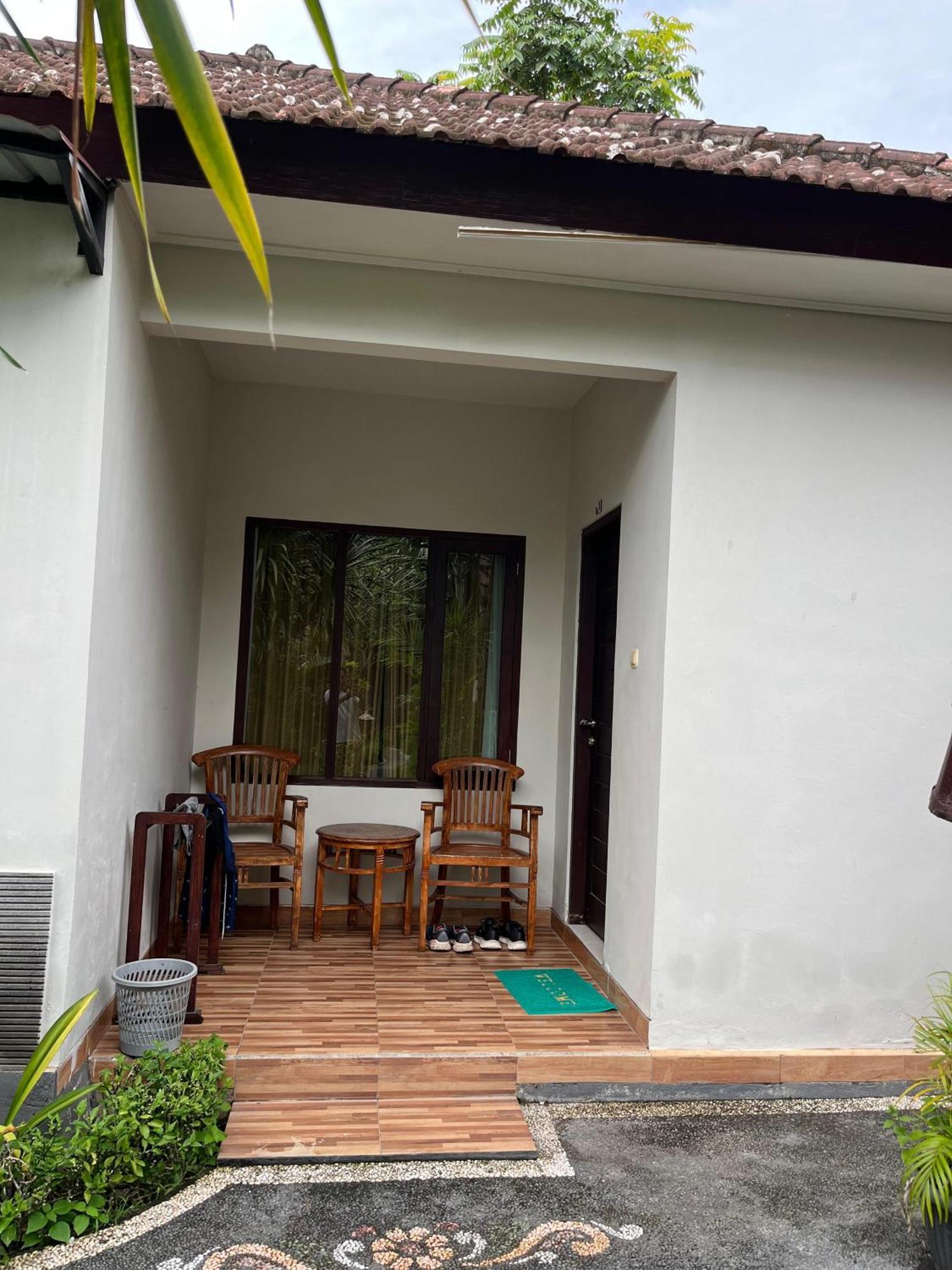 Ghamed Sari Hotel Exterior foto