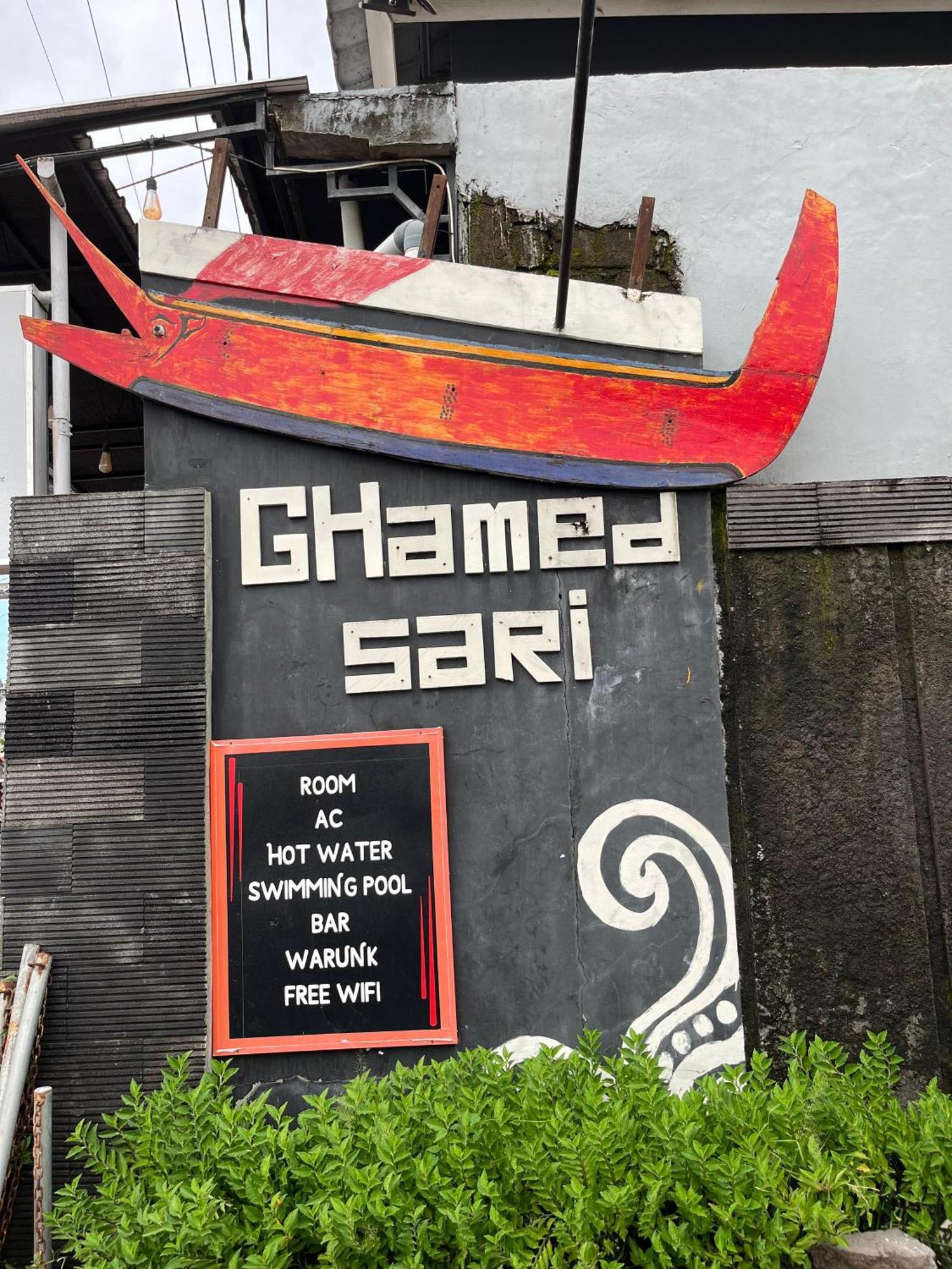 Ghamed Sari Hotel Exterior foto